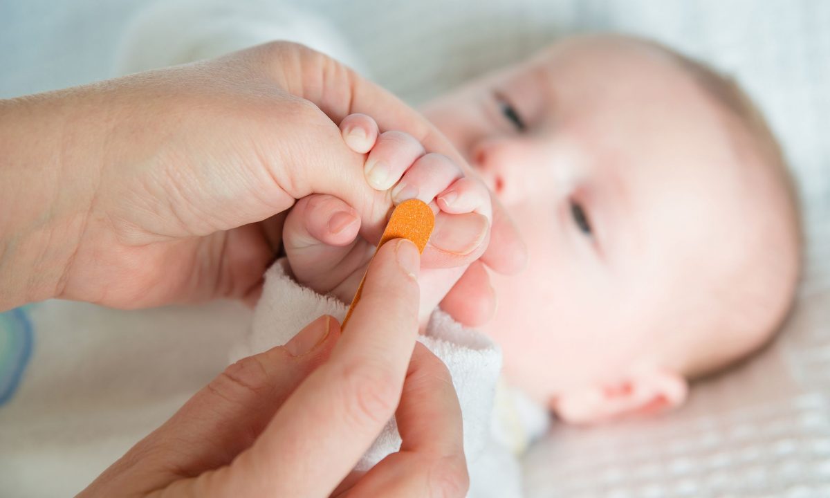 Πότε πρέπει να κόψω τα νύχια του μωρού;