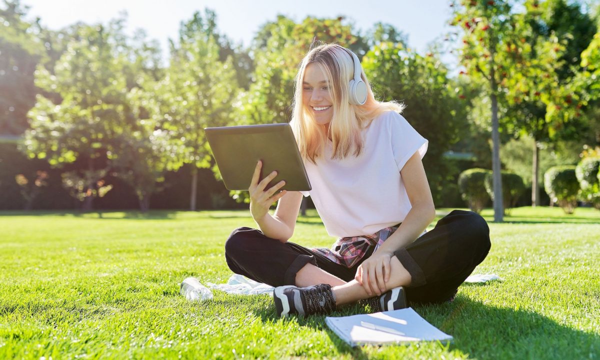 Πώς οι γονείς της Gen Alpha θα «στρέψουν» την τεχνολογία προς όφελος των παιδιών τους;