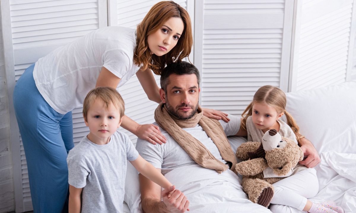 Πώς να παραμείνετε υγιείς όταν το παιδί σας (και όλοι οι άλλοι) είναι άρρωστοι, σύμφωνα με ειδικούς