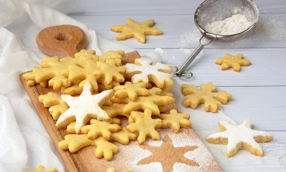 Τραγανά μπισκότα βουτύρου με 3 υλικά - Φτιάξ’ τα ξανά και ξανά στις γιορτές