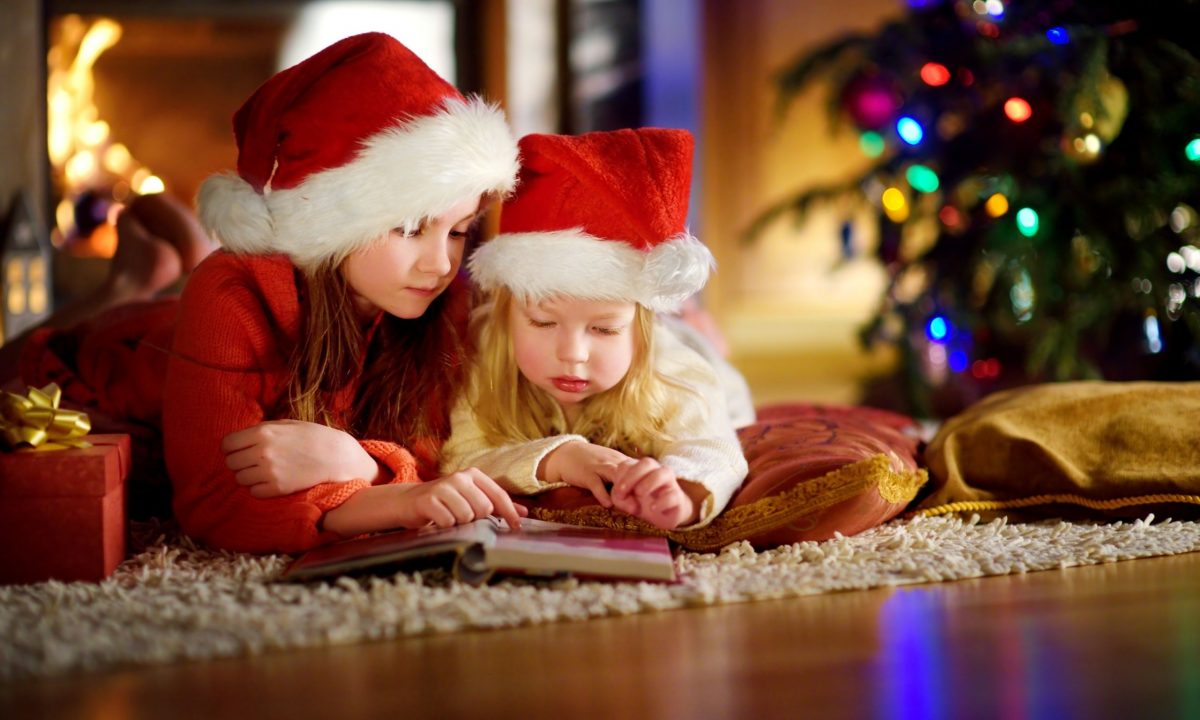Η μαγεία των χριστουγεννιάτικων παραμυθιών: Τι μαθαίνουν τα παιδιά