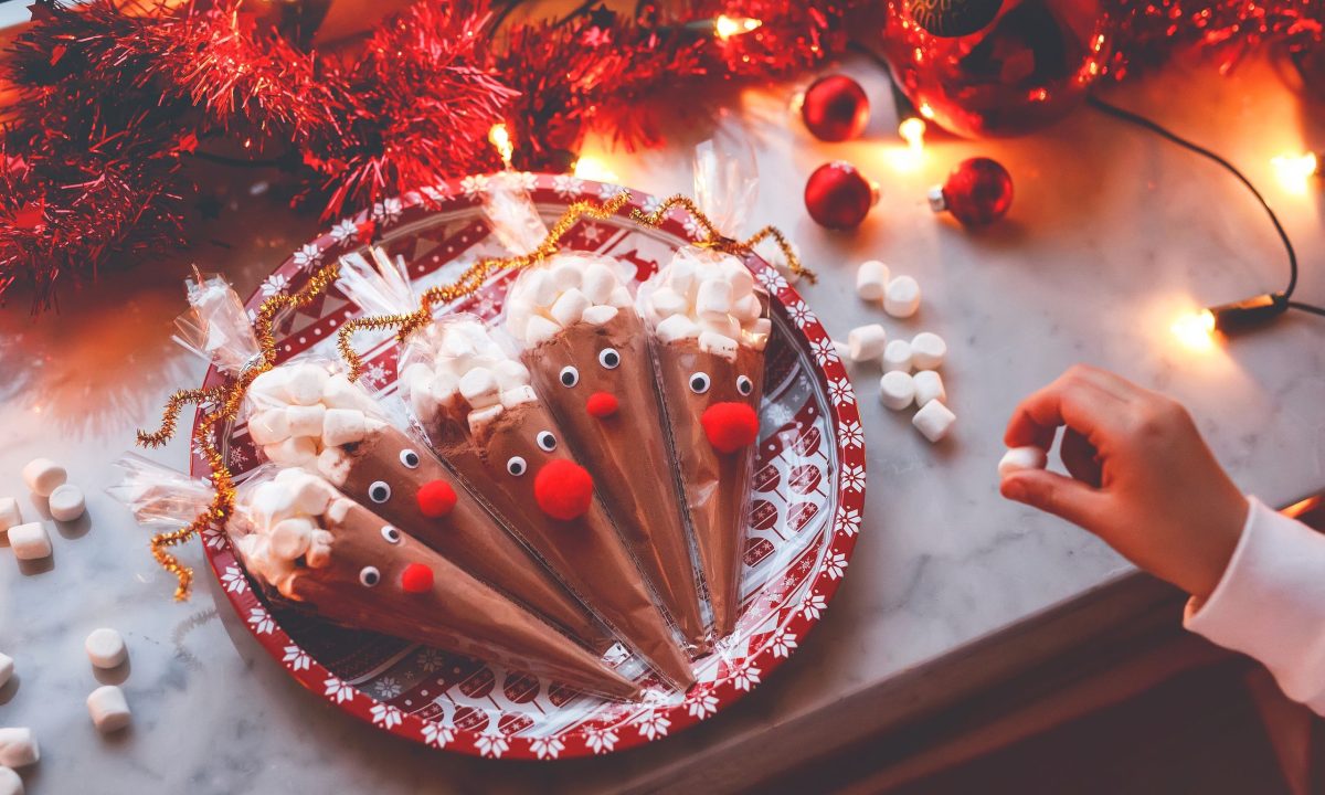 DIY ταρανδάκια - χωνάκια ζεστής σοκολάτας: Πώς θα τα φτιάξετε