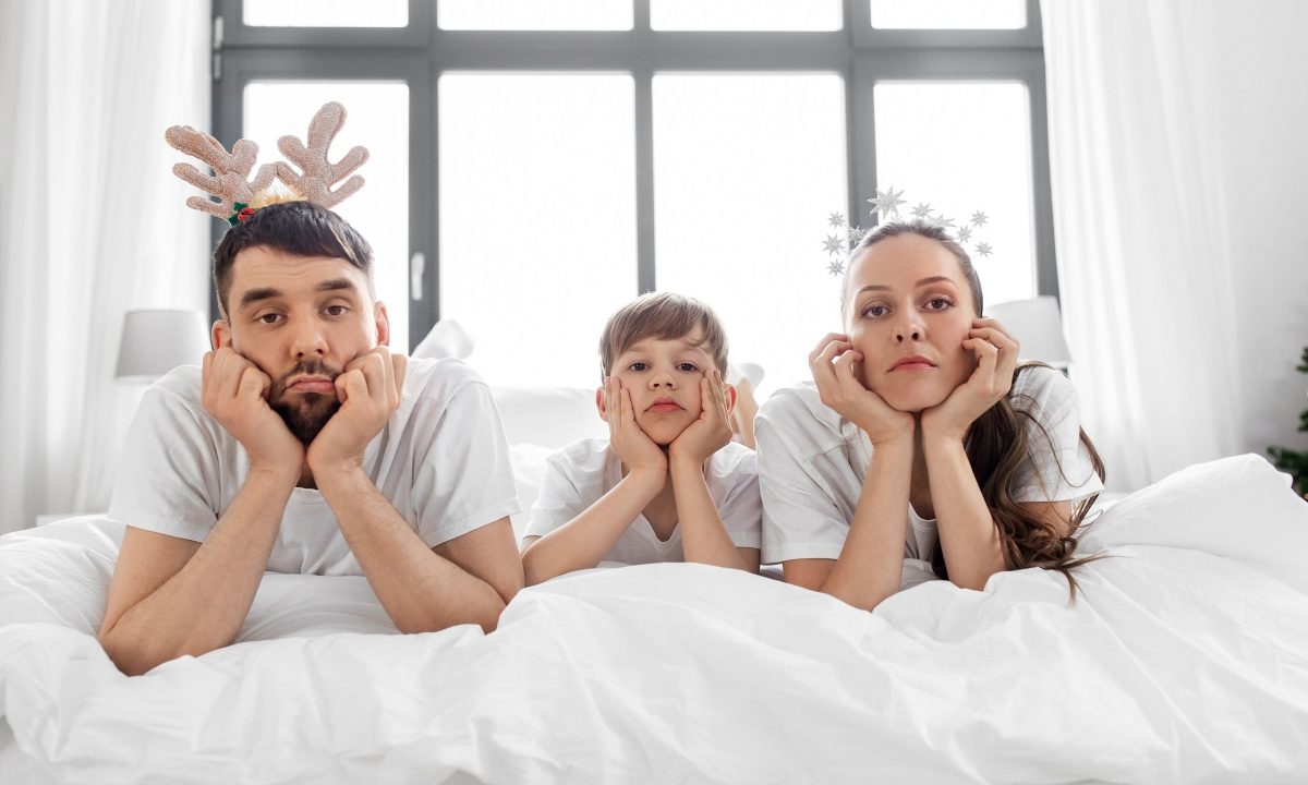 Μελαγχολία των γιορτών: Πώς να προστατέψετε την ψυχική σας υγεία ( και της οικογένειάς σας)