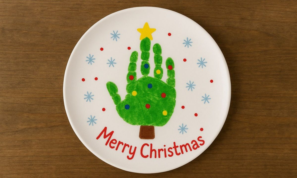 DIY χριστουγεννιάτικο πιάτο: Η κατασκευή που θα κάνει γιαγιάδες και δασκάλες να συγκινηθούν