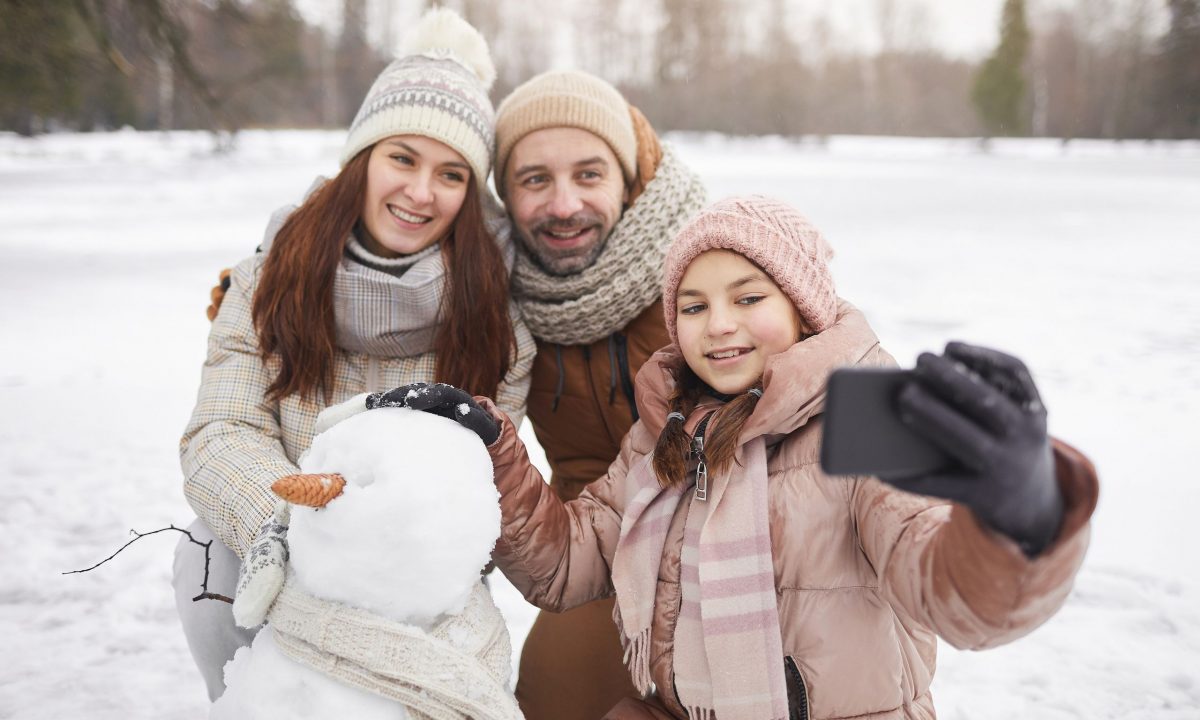 Το 41% των κοριτσιών θα προτιμούσε να ακυρώσει τις διακοπές από το να χάσει το WiFi