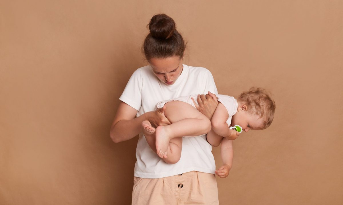 Πότε να αλλάζω την πάνα - πριν ή μετά το γεύμα;