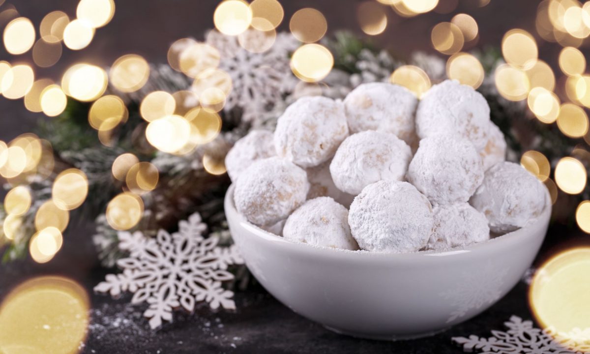 Εύκολη συνταγή για κουραμπιέδες μπουκίτσες -Το απόλυτο χριστουγεννιάτικο γλυκό