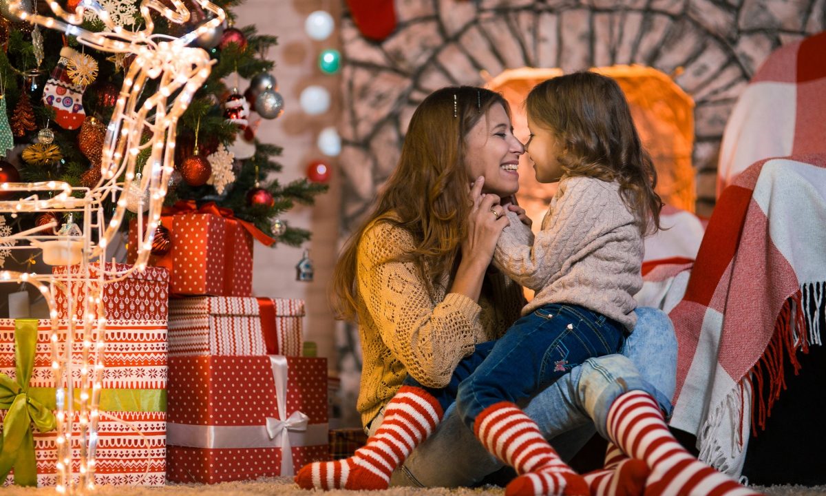 Η γιορτινή μαγεία δεν μετριέται σε παραδόσεις αλλά σε παρουσία