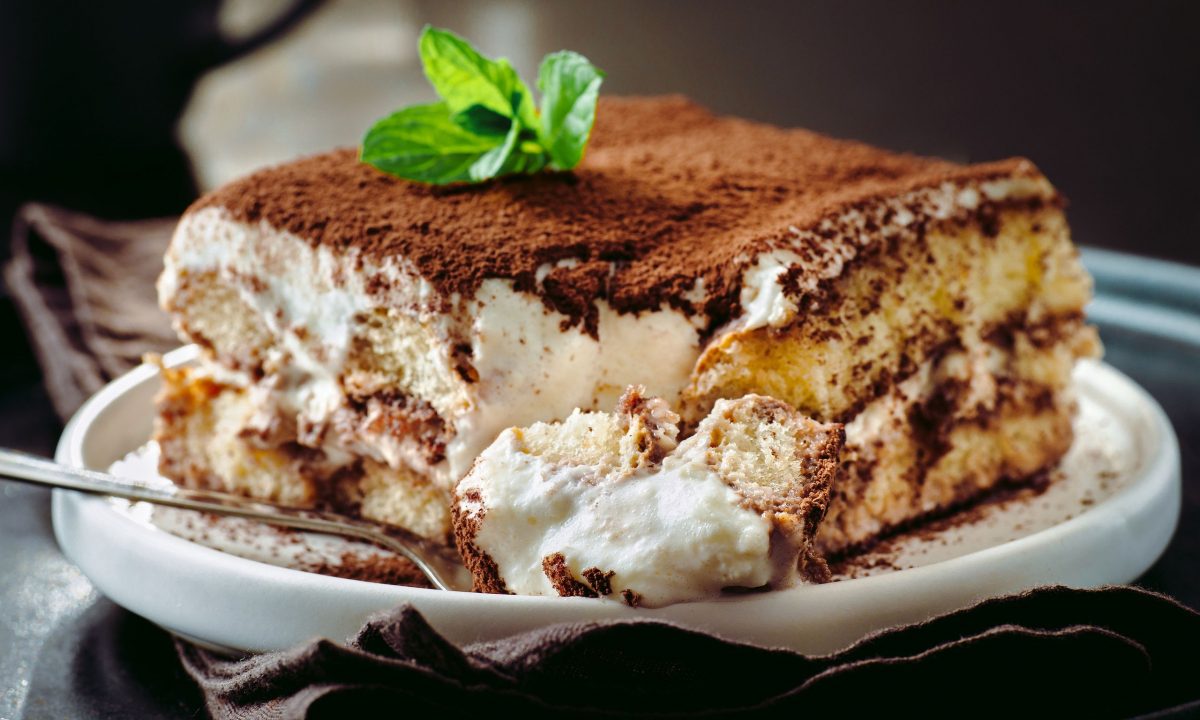 Σας περίσσεψαν μελομακάρονα; Φτιάξτε ιταλικό τιραμισού