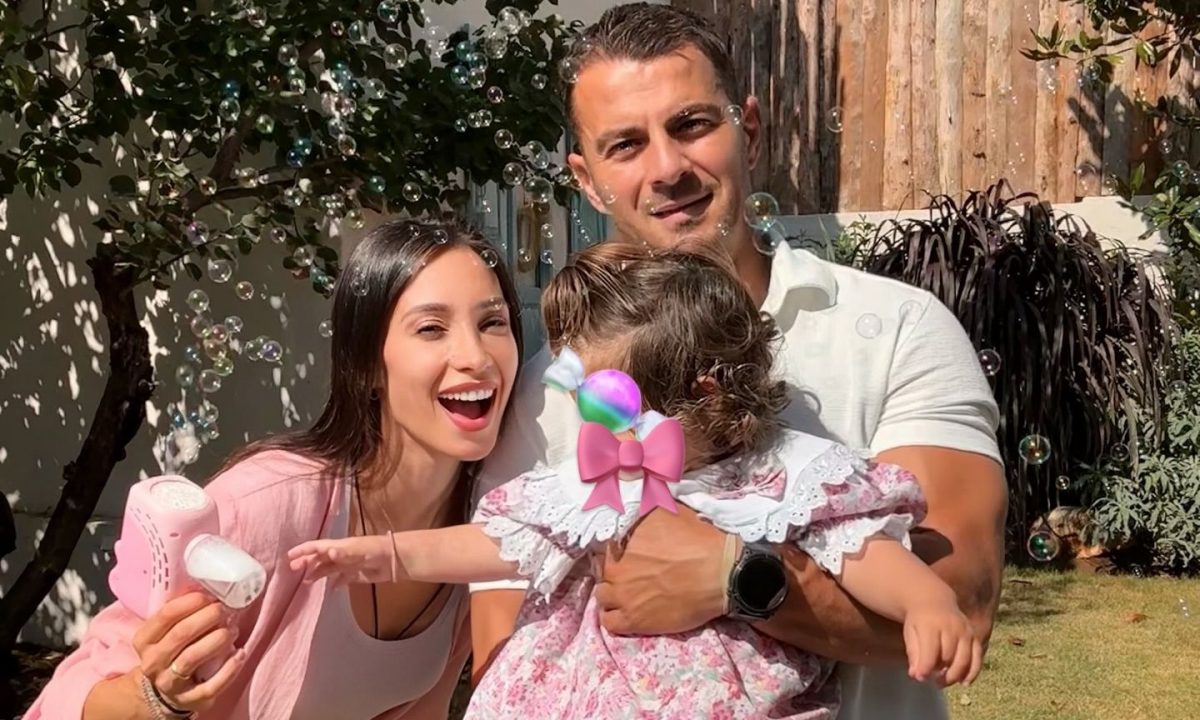 Γιώργος Αγγελόπουλος: Έσβησε τα κεράκια των γενεθλίων του μαζί με την κόρη του