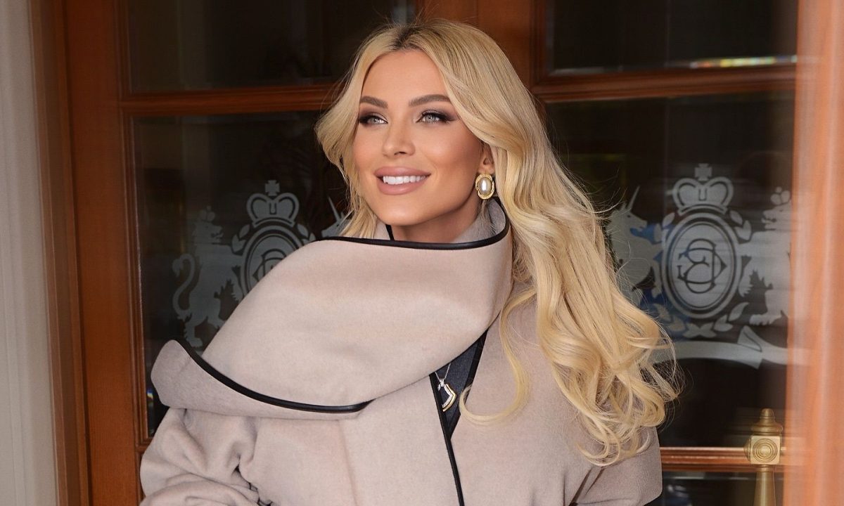 Κ.Καινούργιου: Το απρόοπτο που σχετίζεται με την εγκυμοσύνη και ο λόγος που δεν έκανε gender reveal