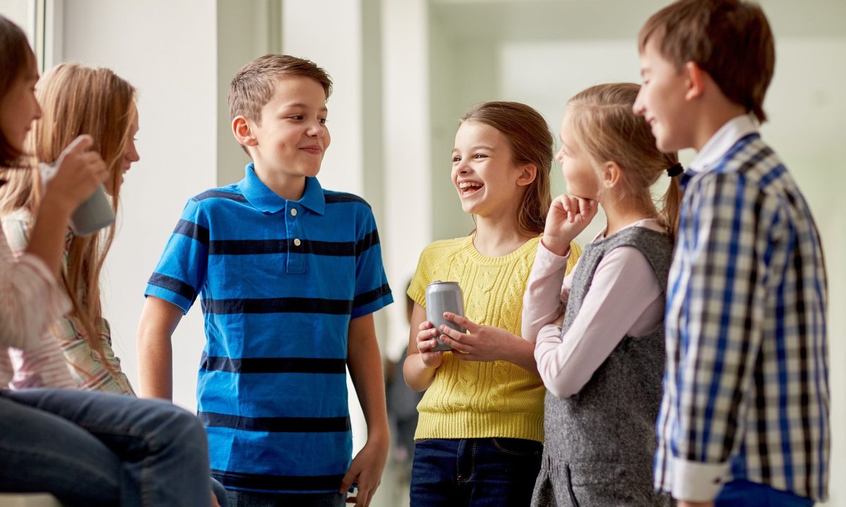 Πώς το παιδί θα αποκτήσει φιλίες στο σχολείο - Ποιος είναι ο ρόλος της οικογένειας;