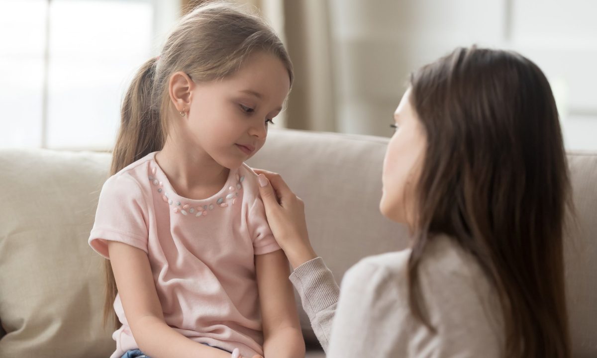 Πώς να διδάξετε στο παιδί σας να ζητάει συγγνώμη και να το εννοεί