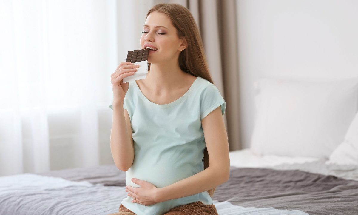 Σοκολάτα και εγκυμοσύνη: Πώς να την απολαμβάνεις χωρίς ενοχές