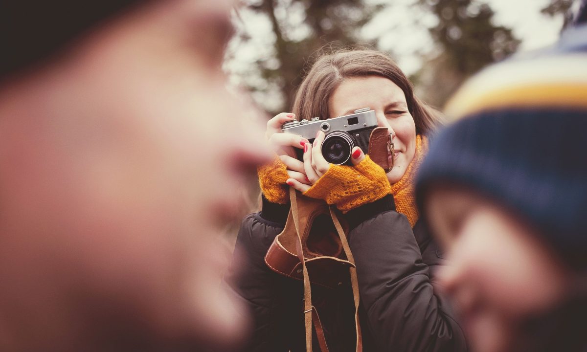 Γιατί το να είσαι «αρκετά καλός» γονιός μπορεί να είναι η πιο υγιεινή επιλογή το 2026