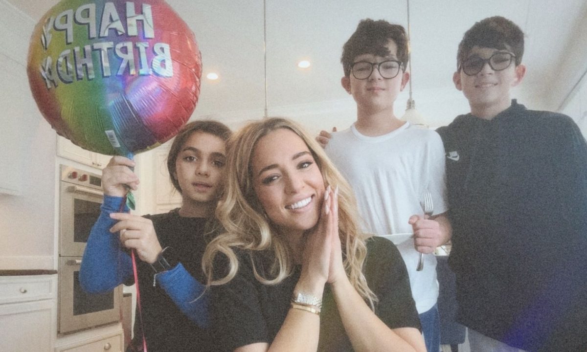 Γενέθλια γεμάτα αγάπη για την Καλομοίρα - Η οικογένεια, η δύναμή της