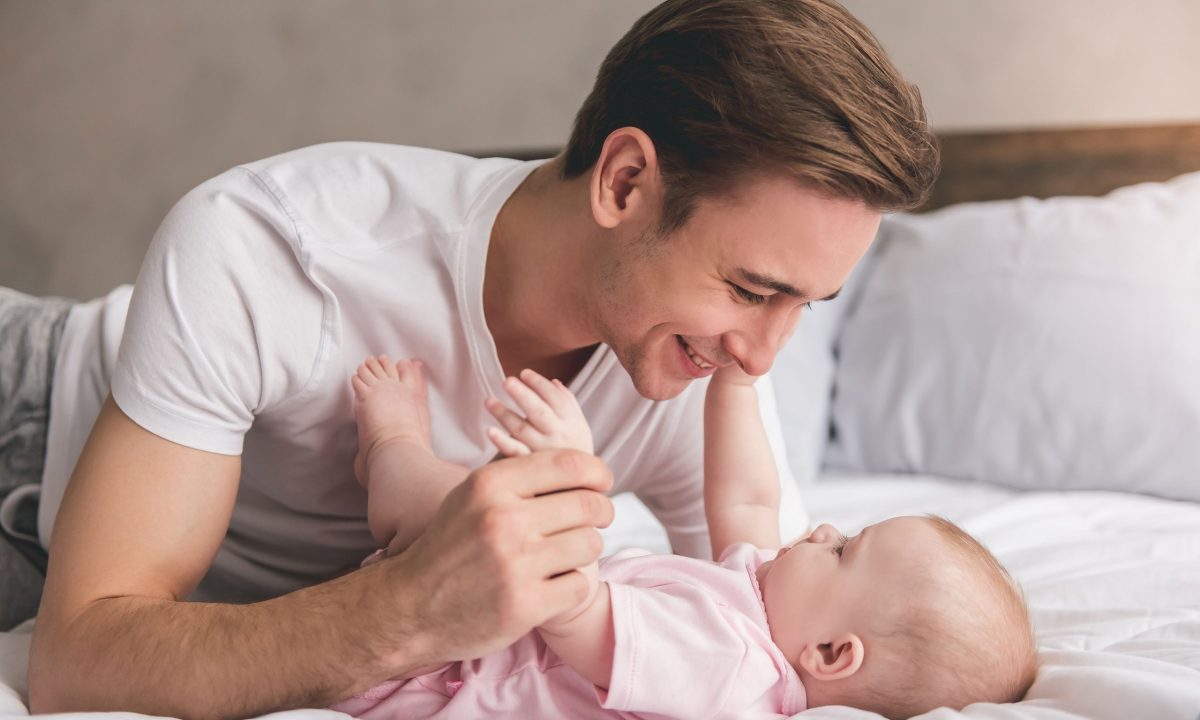 Πώς ο μπαμπάς παίζει καθοριστικό ρόλο στην μελλοντική υγεία του παιδιού; - Έρευνα αποκαλύπτει