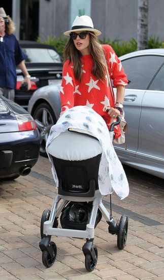 Mamma Mia! Η Alessandra Amrbosio και τα παιδιά της με άψογο style