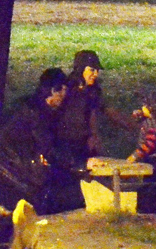 Penelope Cruz – Javier Bardem: Παίζοντας στην παιδική χαρά με το Leo