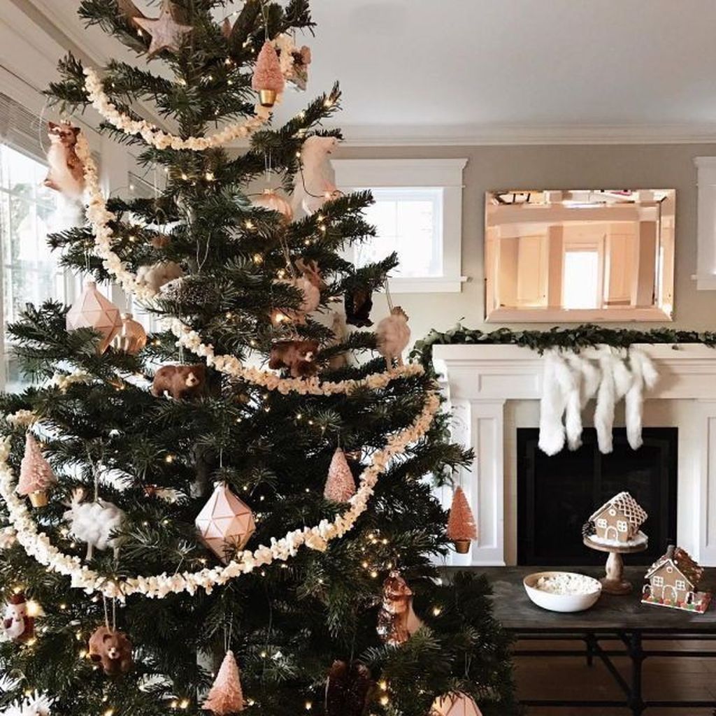 Χριστουγεννιάτικες γιρλάντες από ποπ κορν; Κι όμως γίνεται;