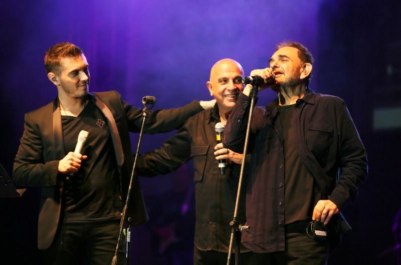 Μήνυμα Ζωής και Ελπίδας για τα Παιδιά έστειλαν χιλιάδες θεατές στη φιλανθρωπική συναυλία του Ιατρείου Κοινωνικής Αποστολής στο Κλειστό Γήπεδο Μπάσκετ Ο.Α.Κ.Α