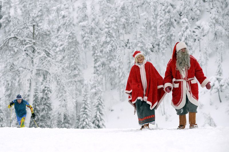 Ο Άγιος Βασίλης έρχεται με κάθε τρόπο κοντά στα μικρά παιδιά! (Part 1)