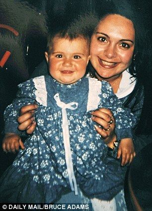 Της έλεγαν πως δεν θα κάνει παιδιά και απέκτησε… δέκα! (φωτογραφίες)