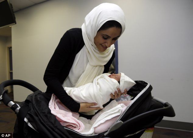 Μωρό θαύμα: Γεννήθηκε από γυναίκα που είχε κάνει πέντε μεταμοσχεύσεις οργάνων! (φωτό)