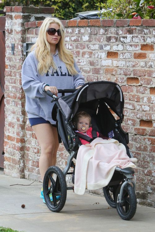 Jessica Simpson και οικογένεια: Πώς πέρασαν τη μέρα του Πάσχα! (φωτό)