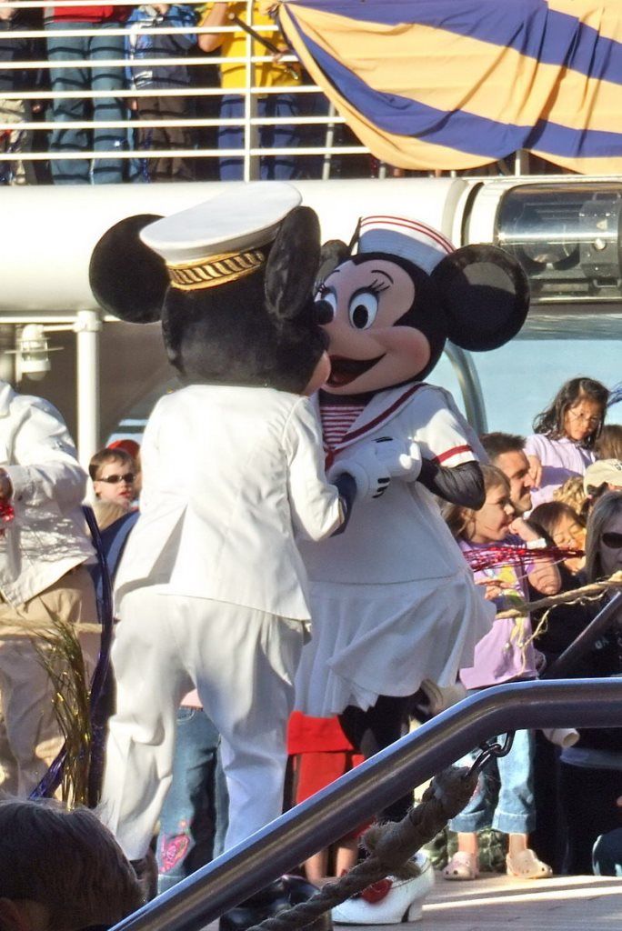 Disney Magic: Το "παιδικό" κρουαζιερόπλοιο έρχεται!