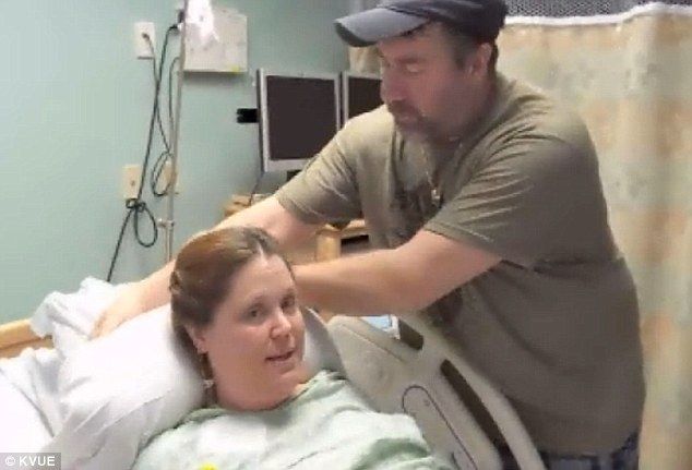 Αγώνας για να σωθεί έγκυος στην οποία διαγνώστηκε προχωρημένος καρκίνος του μαστού