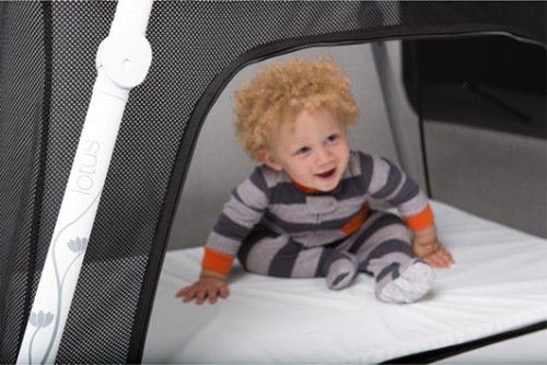 Το πιο ασφαλές παρκοκρέβατο που έχετε δει ποτέ!