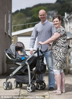 Ζευγάρι με εγκεφαλικά τραύματα απέκτησε παιδί που βοηθάει στην τόνωση της μνήμης του!