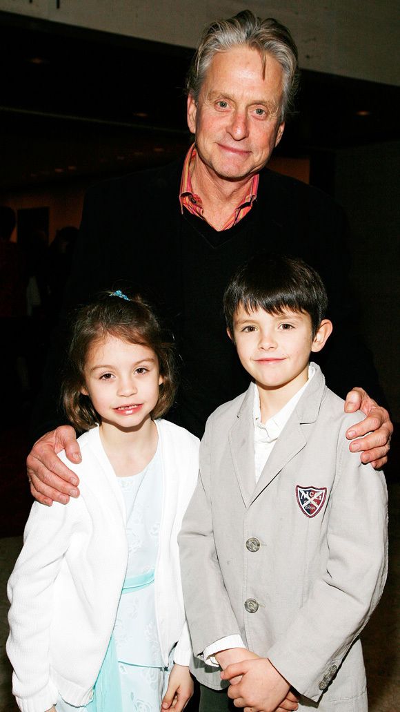 Μάικλ Ντάγκλας-Κάθριν Ζέτα Τζόουνς: Το οικογενειακό τους άλμπουμ