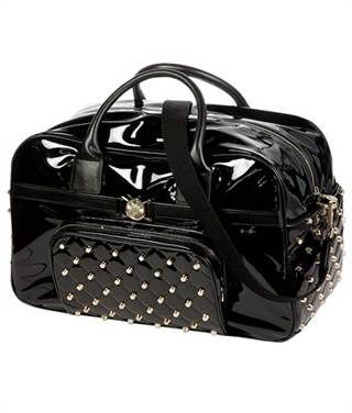 Δείτε τι επιλέγουν διάσημοι στυλίστες για την γκαρνταρόμπα της κόρης της Kim Kardashian (φωτό)