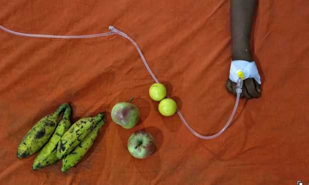 Από παρασιτοκτόνο «έφυγαν» οι 23 μαθητές στην Ινδία – Θάφτηκαν σε μαζικό τάφο (εικόνες)