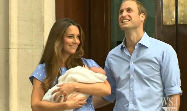 Η πρώτη επίσημη του βασιλικού μωρού, η ανακούφιση του πρίγκιπα και η συγκίνηση της Κέιτ (βίντεο +φωτογραφίες)