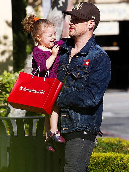 Το οικογενειακό άλμπουμ της Νικόλ Ρίτσι με τα παιδιά της! (50+ φωτογραφίες)