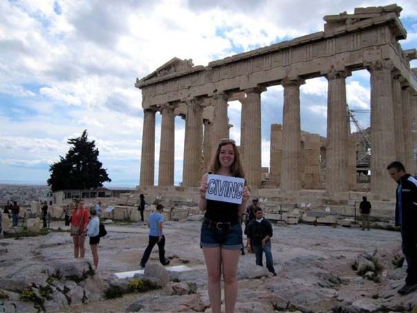 Το συγκινητικό «ευχαριστώ» μιας έφηβης στους γονείς της! (φωτογραφίες)