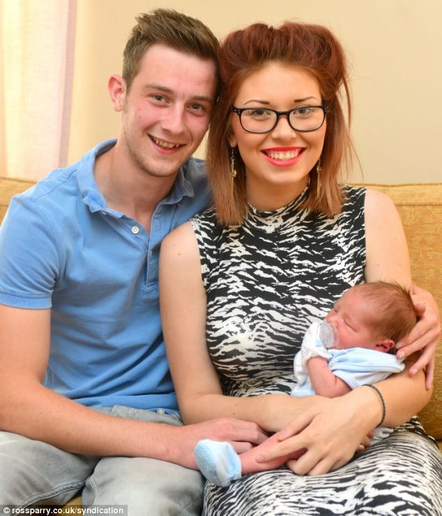 17χρονη χορεύτρια πήγε με στομαχικούς πόνους στο νοσοκομείο και τελικά… γέννησε!