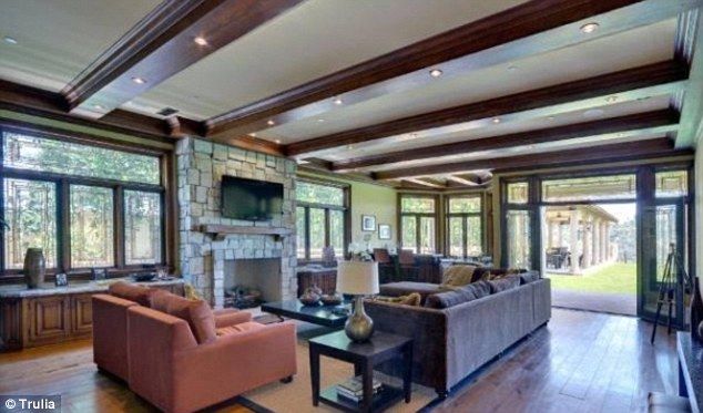 Το σπίτι που ετοιμάζουν για να ζήσουν με την κόρη τους Νορθ! (φωτογραφίες)