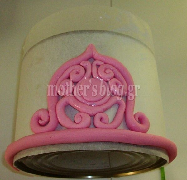 My cakes - My Hobby: Φτιάχνουμε την πιο γλυκιά τιάρα για τη τούρτα της μικρής μας πριγκίπισσας!
