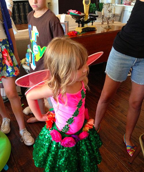 Το θεματικό πάρτι «Flower power» της μεγάλης κόρης της Τόρι Σπέλινγκ σε φωτογραφίες!