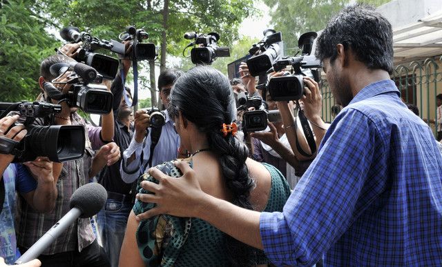 Ινδία: Οργή για τη μικρή ποινή που επιβλήθηκε σε βιαστή μίας φοιτήτριας