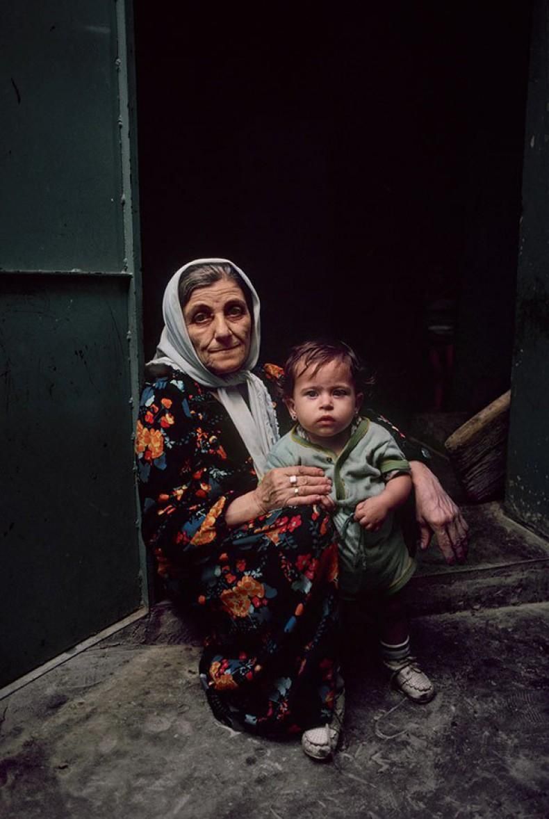 Παππούδες και  γιαγιάδες με τα εγγόνια τους! Mια σχέση δίχως σύνορα! 16 εικόνες από όλο τον κόσμο!