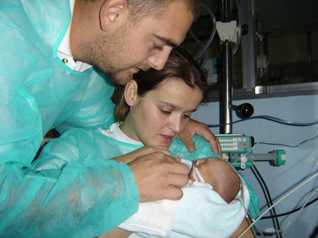 Συγκλονιστική ιστορία: Το ταξίδι της ψυχής της Λόρεν ανά τον κόσμο! (εικόνες)