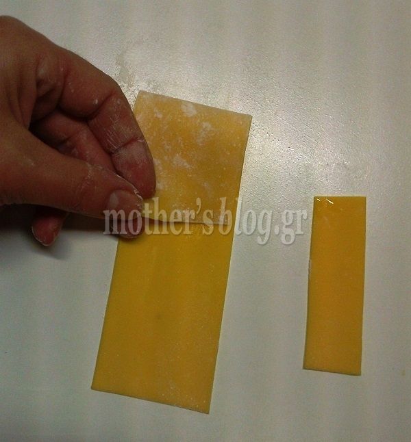 My cakes- My hobby: Φτιάχνουμε ζαχαρωτό φιόγκο για να διακοσμήσουμε τα γλυκά μας!