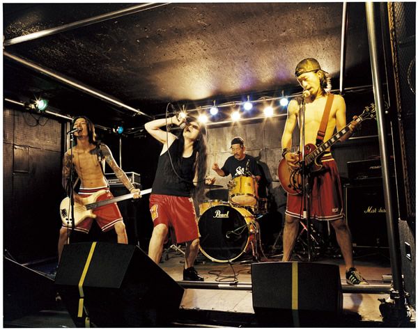 Μία τρελή τρελή οικογένεια! (φωτογραφίες)