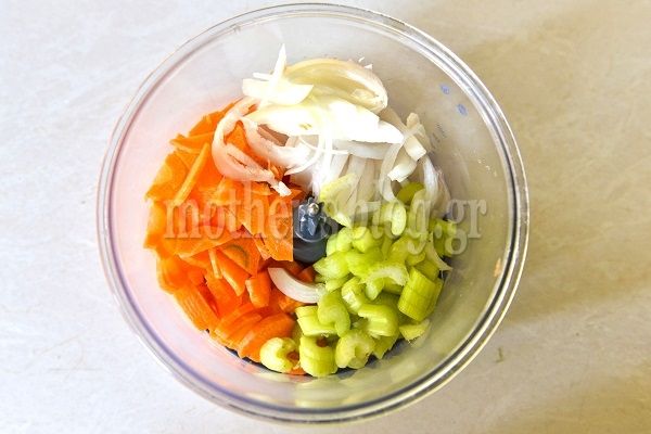 Συνταγή για φανταστική σούπα λαχανικών με κάστανο και κάρυ‏ από τον Γιώργο Γεράρδο