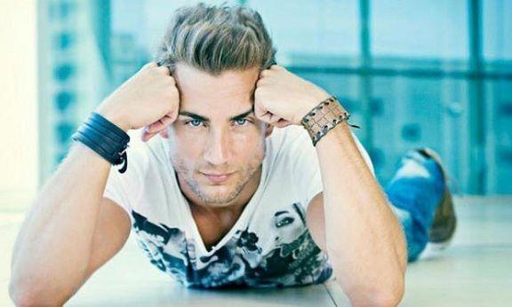 Αυτός είναι ο ωραιότερος γυναικολόγος του κόσμου! Ουρά κάνουν οι γυναίκες για μία  εξέταση! (εικόνες)